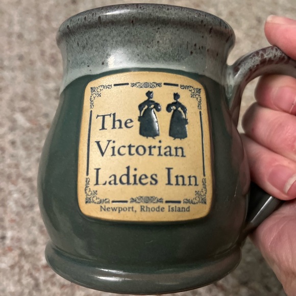The Victorian Ladies Inn Newport Rhode Island Pottery Mug - Picture 2 of 9
